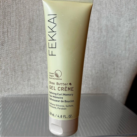 Women’s Haircare Fekkai Shea Butter Curl Defining Curl Memory Gel Crème120mL - Picture 6 of 12